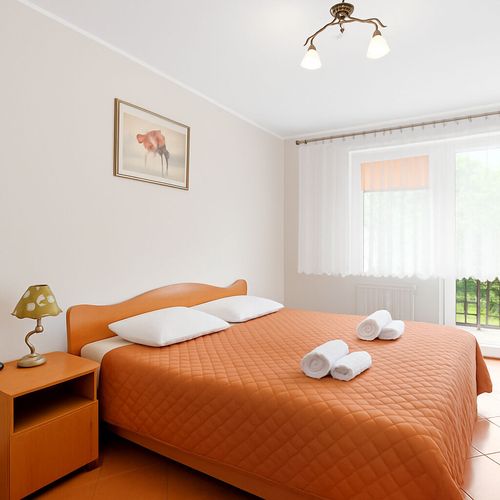 Apartament studio cu chicinetă proprie cu 1 camera pentru 2 pers.