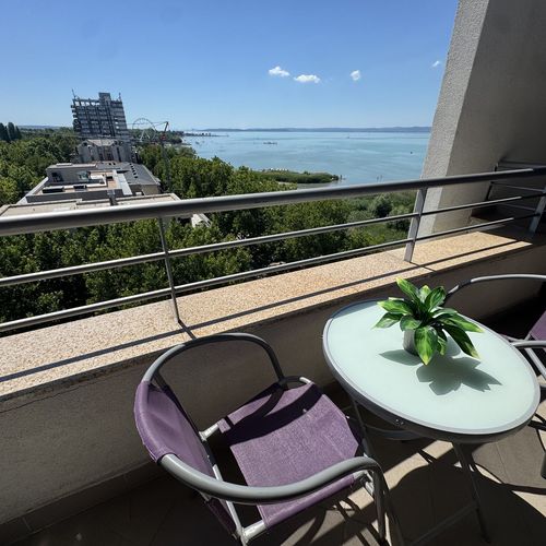 Apartament silver cu vedere spre lac cu 1 camera pentru 2 pers.