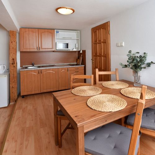 Standard Apartman s manželskou postelí s 1 ložnicí na poschodí (s možností přistýlky)