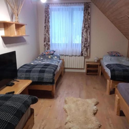 Pokój 3-osobowy na piętrze z widokiem na las
