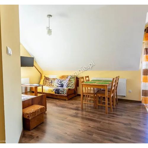 Apartament studio cu 2 camere pentru 4 pers. (se poate solicita pat suplimentar)