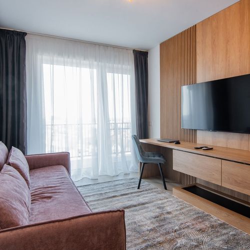 Apartament deluxe la etaj cu 3 camere pentru 6 pers.