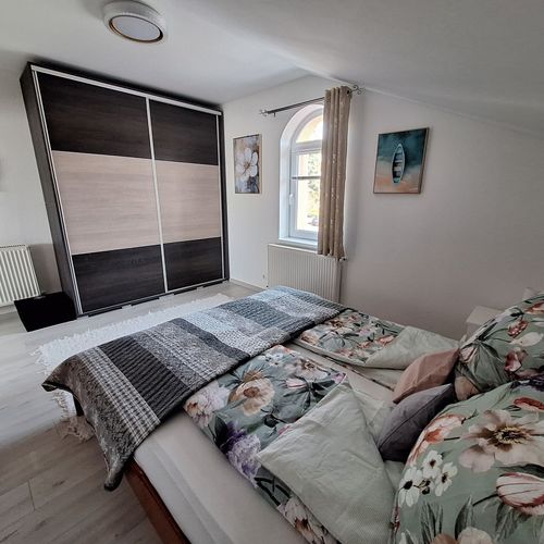 House (jako celek) se zahradou pro 4 os. celý Dům