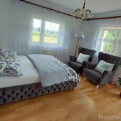 Casă de vară pentru 10 pers. (se inchirieaza doar integral)