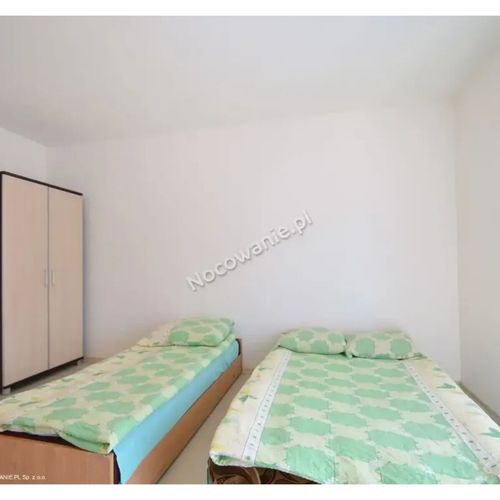 Camera tripla cu chicinetă proprie