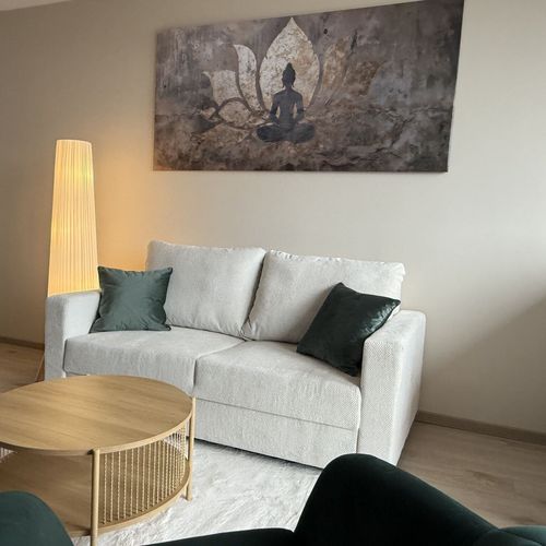 Apartament superior cu balcon cu 2 camere pentru 4 pers.