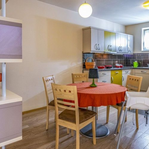 Apartament familial(ă) cu 2 camere pentru 4 pers. (se poate solicita pat suplimentar)