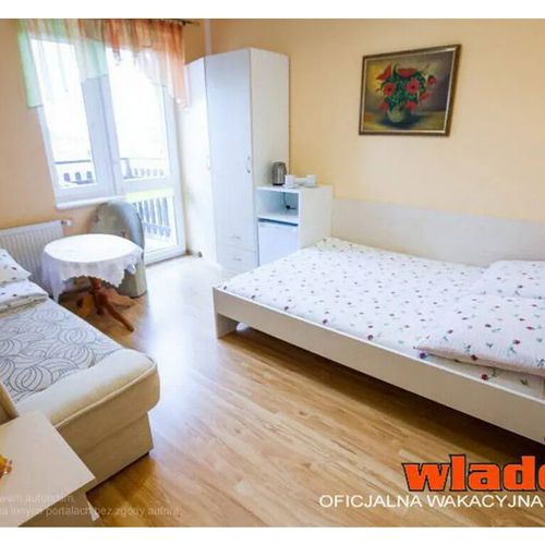 Camera cvadrupla