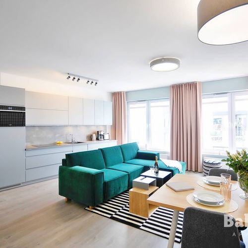 Apartament 6-osobowy z widokiem na dziedziniec z 3 pomieszczeniami sypialnianymi