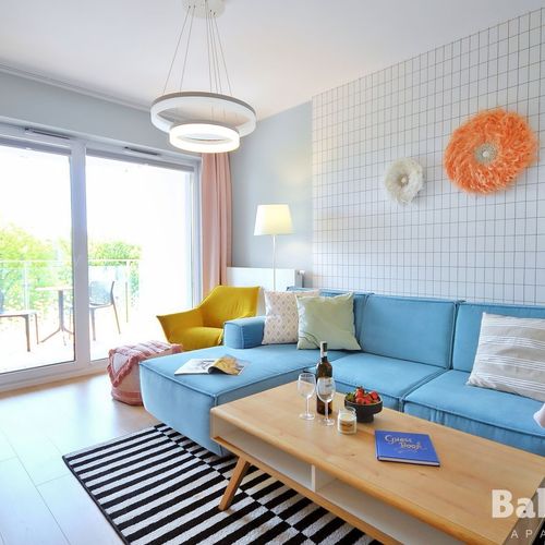 Apartament 4-osobowy pokój od strony basenu z 2 pomieszczeniami sypialnianymi