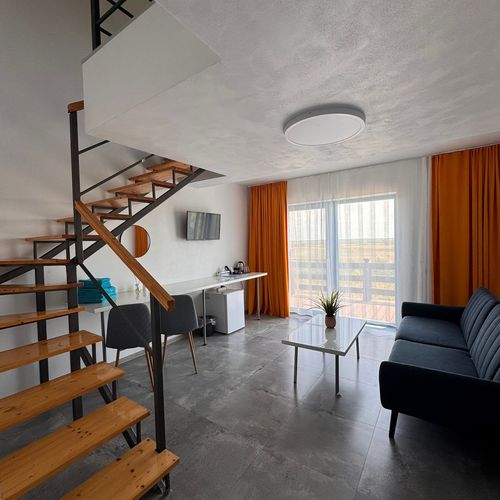 Apartament family cu vedere spre lac cu 2 camere pentru 3 pers.
