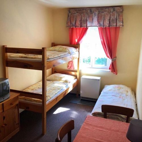 Apartman se společnou koupelnou pro 5 os. se 2 ložnicemi v podkroví