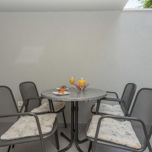Apartament cu aer condiționat cu terasă cu 1 camera pentru 2 pers. AS-20923-c