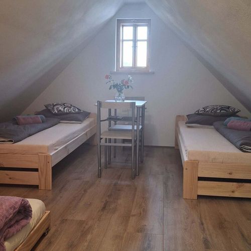 Apartman pro 2 os. s 1 ložnicí v podkroví  (s možností přistýlky)