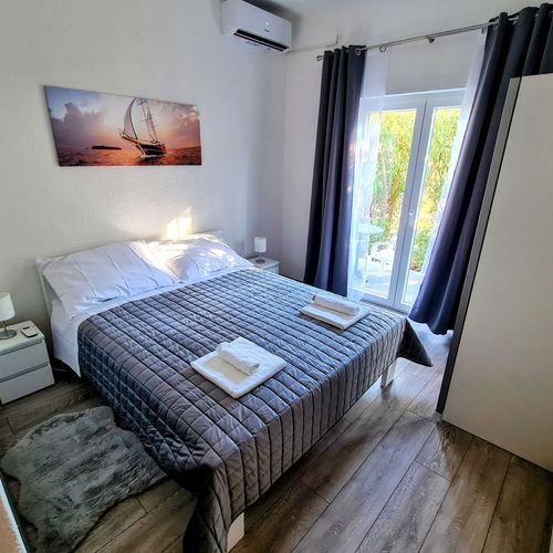 Casă de vacanță pentru 10 pers. (se inchirieaza doar integral)