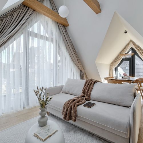 Apartament 4-osobowy z tarasem z widokiem na góry z 2 pomieszczeniami sypialnianymi