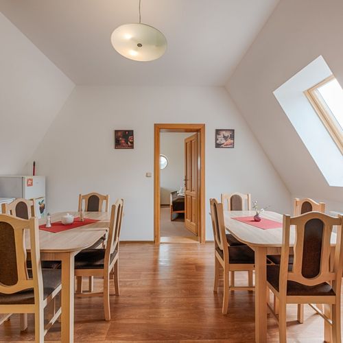 Apartament xL cu vedere spre munte cu 3 camere pentru 9 pers.