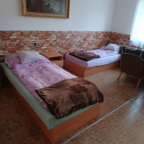 Camera la parter cu chicinetă proprie pentru 6 pers.
