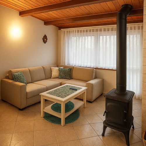 Cabană cu vedere spre râu cu vedere spre grădină pentru 6 pers. (se inchirieaza doar integral)