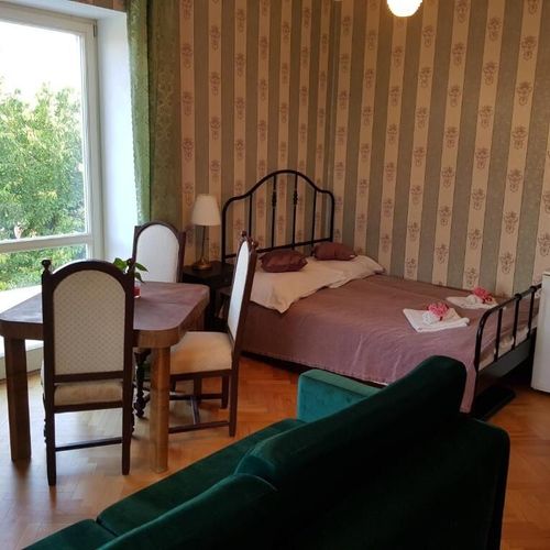 Apartman s manželskou postelí s 1 ložnicí s výhledem na město na poschodí