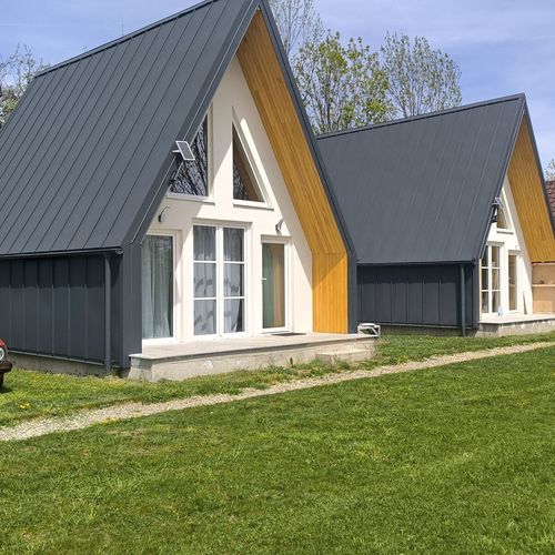 Cabană cu vedere spre munte cu panoramă pentru 4 pers. (se inchirieaza doar integral)