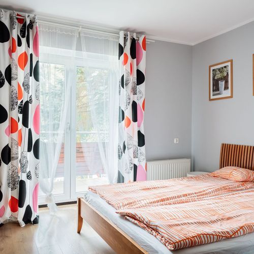 Camera dubla cu balcon cu baie