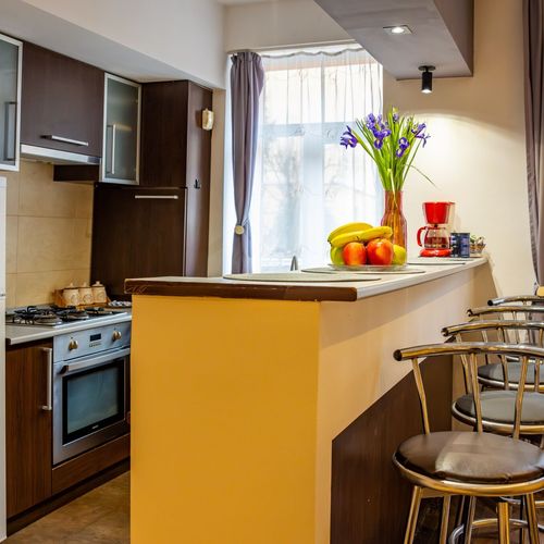 Apartament întreaga unitate la parter pentru 4 pers. (se inchirieaza doar integral)