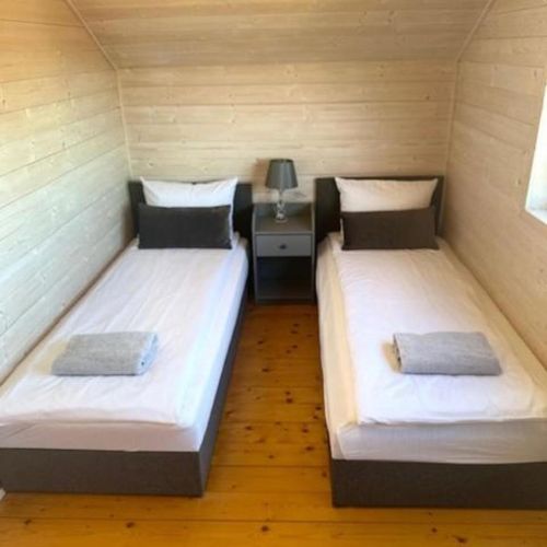 Casă de vară pentru 8 pers. (se inchirieaza doar integral)