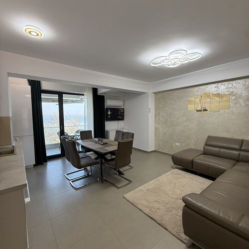 Apartament 5-osobowy Premia z widokiem na jezioro z 3 pomieszczeniami sypialnianymi