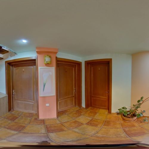 Camera dubla family cu vedere spre râu