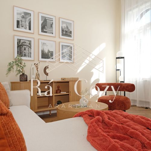 Apartament confort la etaj pentru 2 pers. (se inchirieaza doar integral) (se poate solicita pat suplimentar)