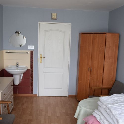 Pokój 2-osobowy z balkonem z widokiem na ogród