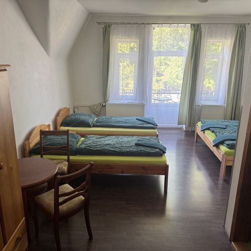 Apartman s balkónem  pro 10 os. se 3 ložnicemi