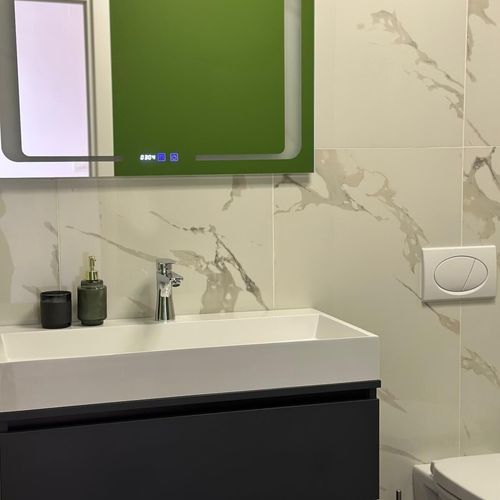 Apartament deluxe cu vedere spre oraș cu 2 camere pentru 3 pers.
