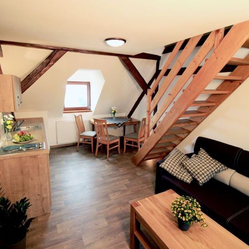Standard Apartman pro 4 os. se 2 ložnicemi v podkroví (s možností přistýlky)