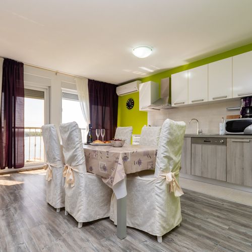 Apartament 6-osobowy z 3 pomieszczeniami sypialnianymi