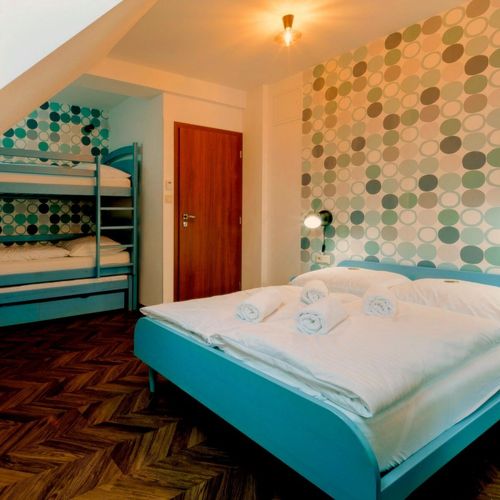 Apartament familial(ă) la mansardă cu 2 camere pentru 10 pers.