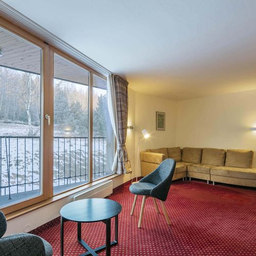 Deluxe Apartman s balkónem pro 5 os. se 2 ložnicemi