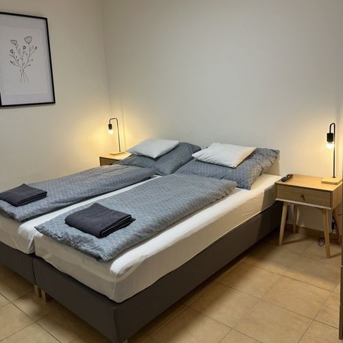 Apartament cu baie comună cu 1 camera pentru 2 pers.