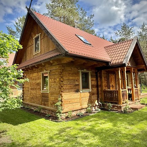 Cabană familial(ă) cu vedere spre pădure pentru 6 pers. (se inchirieaza doar integral)