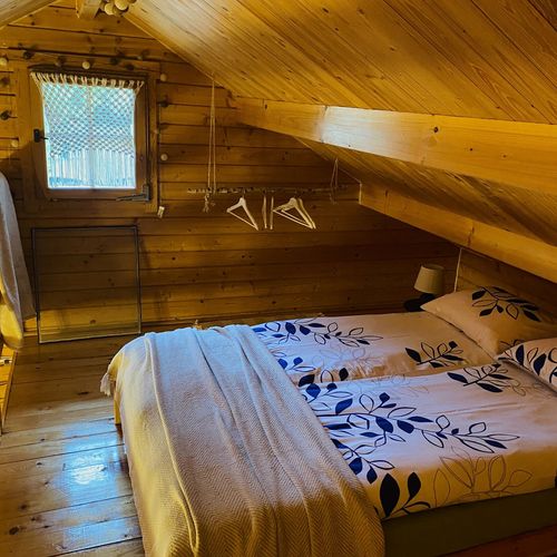 Casă de vară maisonetă cu grădină pentru 2 pers. (se inchirieaza doar integral) (se poate solicita pat suplimentar)