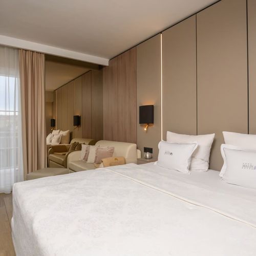 Camera dubla standard cu balcon