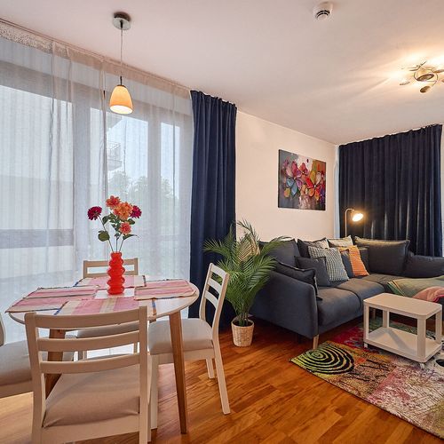 Apartament 4-osobowy Studio z balkonem z 1 pomieszczeniem sypialnianym