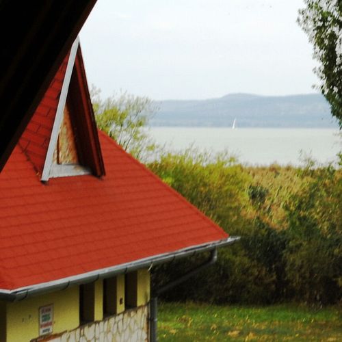 Întreaga unitate premium întreaga unitate pentru 5 pers. (se inchirieaza doar integral) (se poate solicita pat suplimentar)