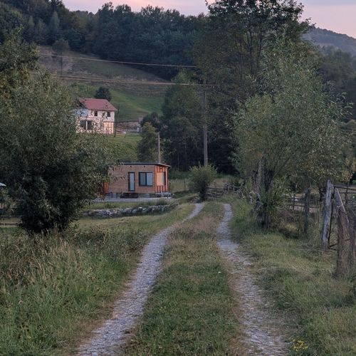 Întreaga unitate pentru 2 pers. (se inchirieaza doar integral)