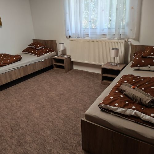 Apartament întreaga unitate cu aer condiționat cu 2 camere pentru 4 pers.