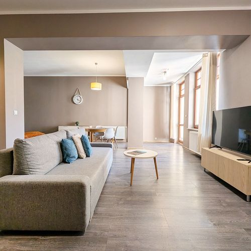 Apartament la parter cu terasă cu 1 camera pentru 4 pers.