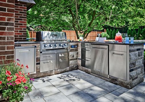 Projektowanie tarasu z myślą o grillu gazowym