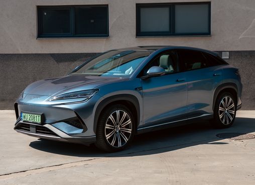 BYD Sealion 7