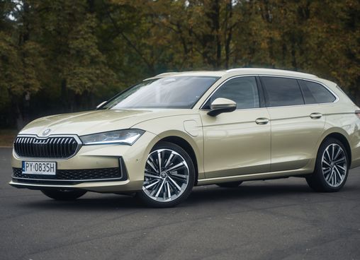 Skoda Superb Combi PHEV